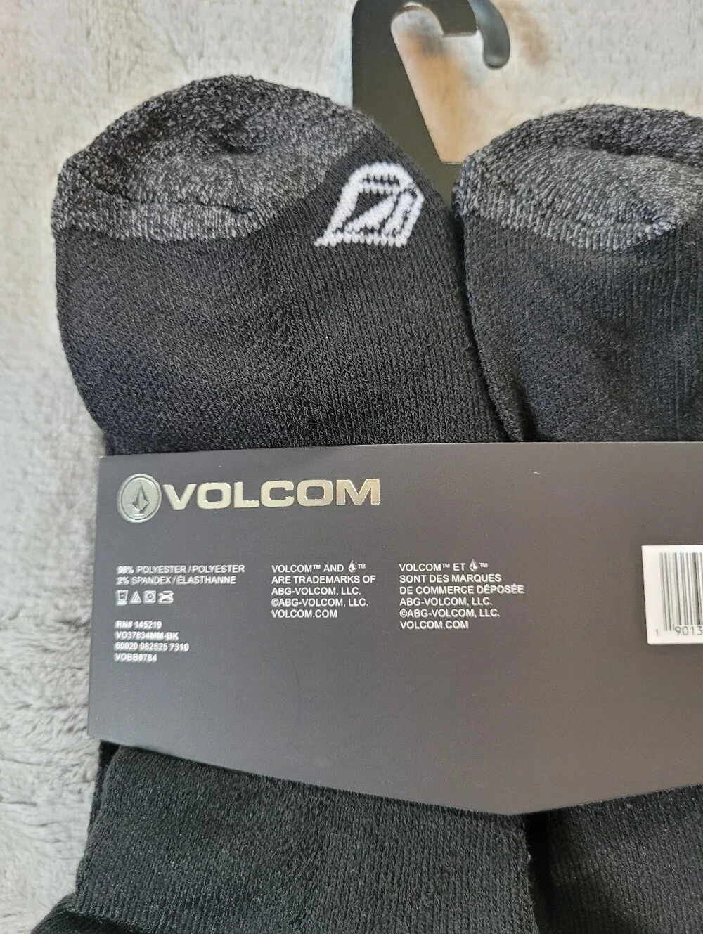 8-Pairs Volcom Mens Size 6-12 Cushioned Quarter Socks Black White Gray